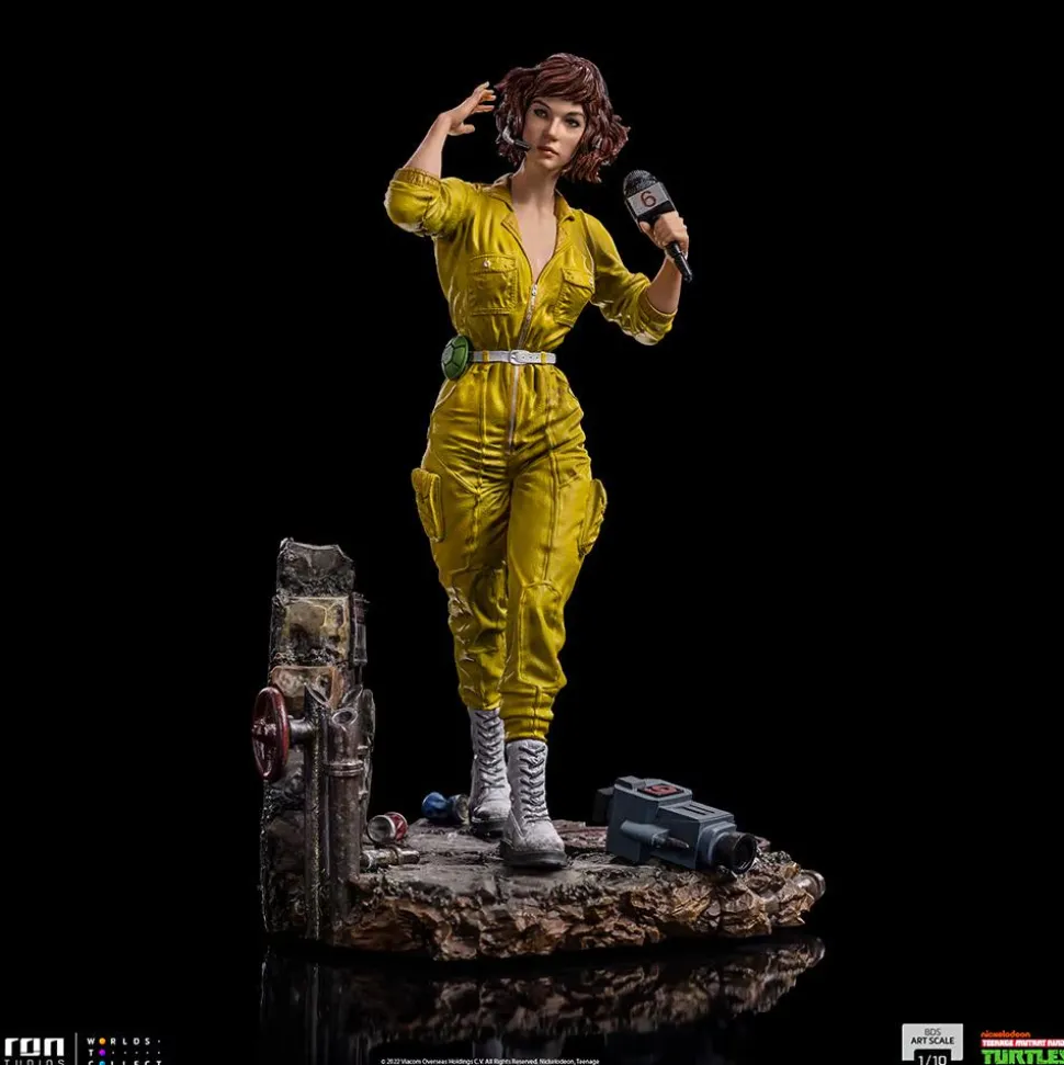 Teenage Mutant Ninja Turtles - April O’Neil 1/10th Scale Statue