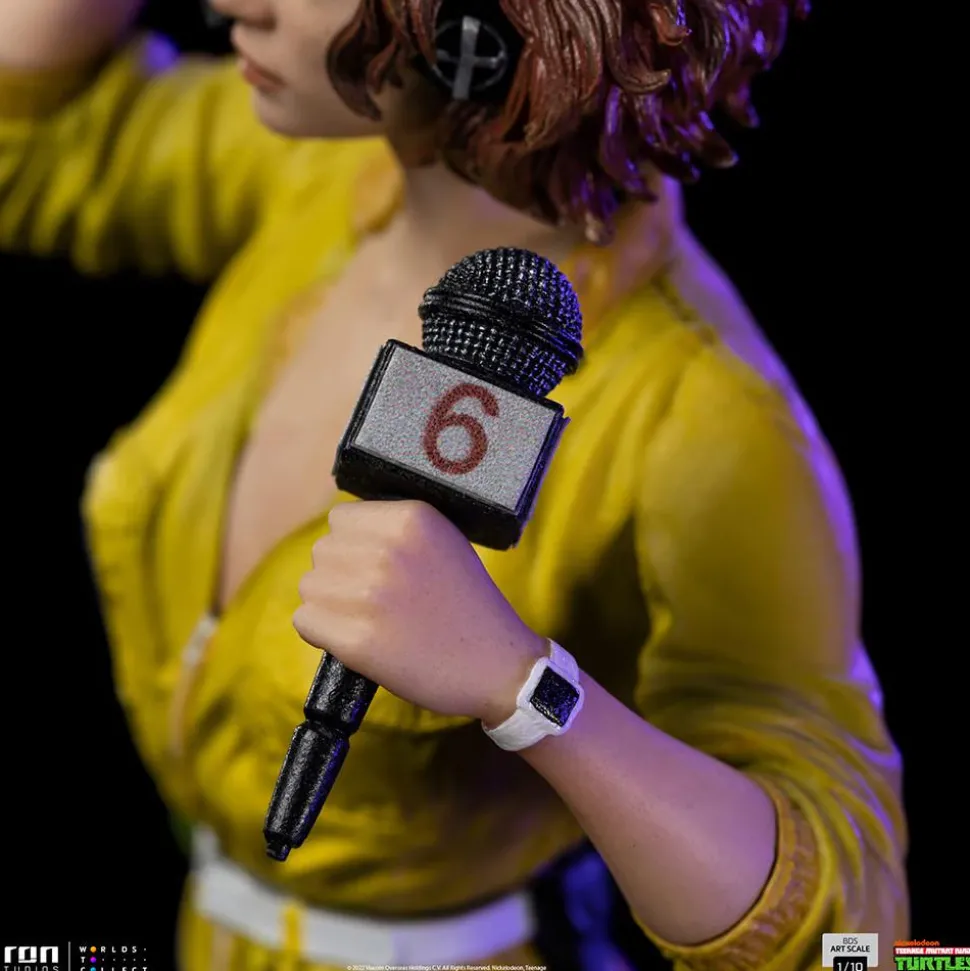 Teenage Mutant Ninja Turtles - April O’Neil 1/10th Scale Statue