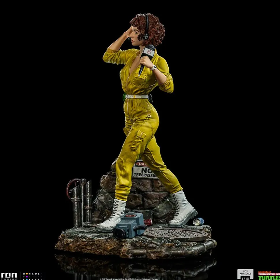 Teenage Mutant Ninja Turtles - April O’Neil 1/10th Scale Statue