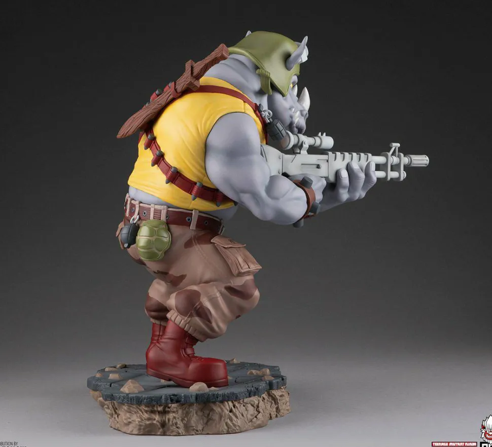 Teenage Mutant Ninja Turtles (1987) - Rocksteady 1/4 Scale Statue