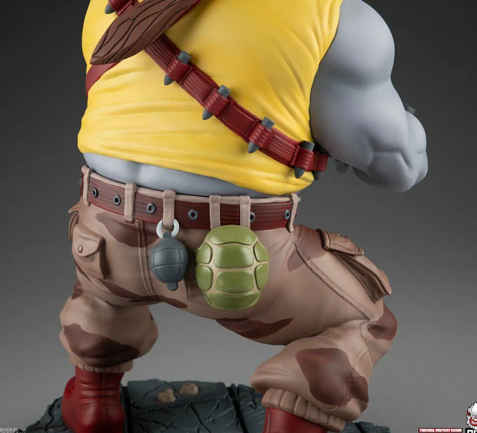 Teenage Mutant Ninja Turtles (1987) - Rocksteady 1/4 Scale Statue