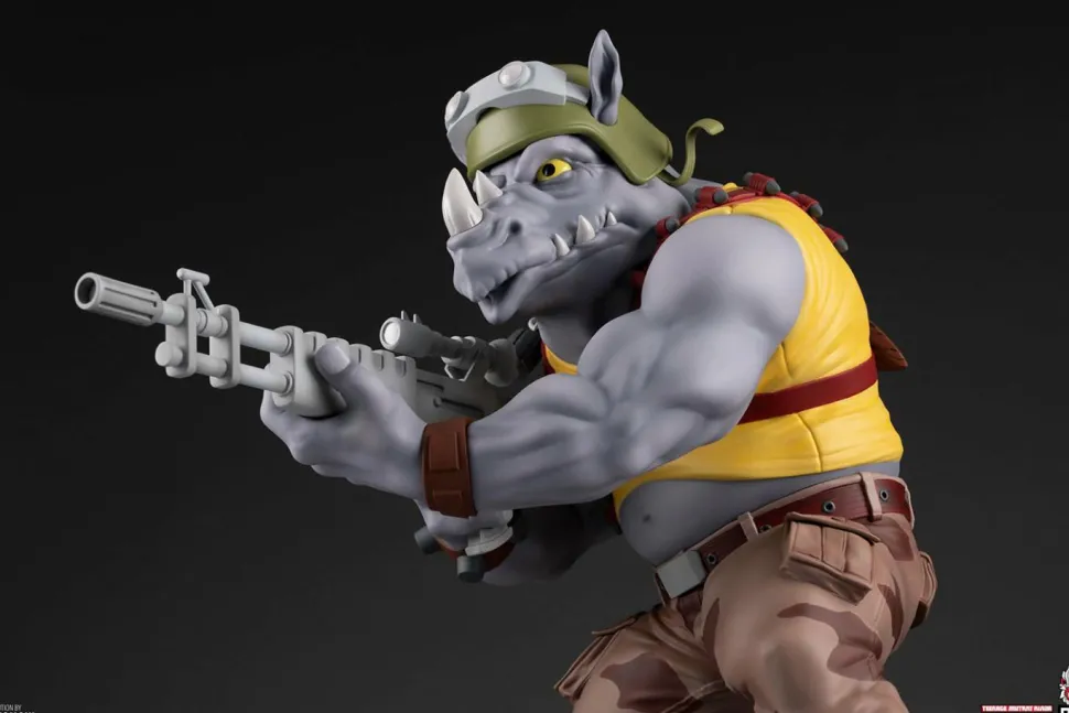 Teenage Mutant Ninja Turtles (1987) - Rocksteady 1/4 Scale Statue