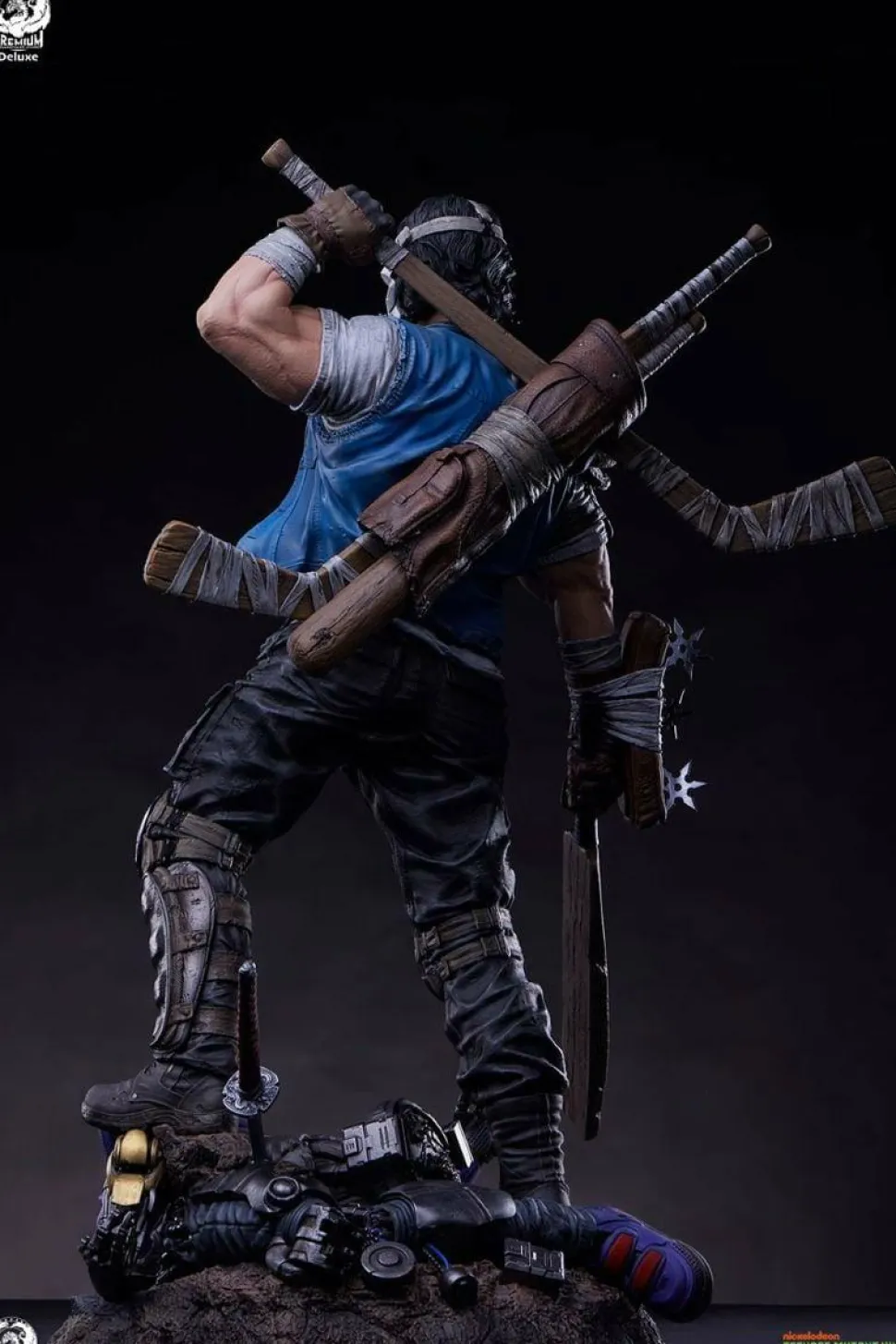 Teenage Mutant Ninja Turtles - Casey Jones Deluxe 1/3 Scale Statue