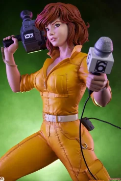 Teenage Mutant Ninja Turtles (1987) - April O'Neil 1/4 Scale Statue