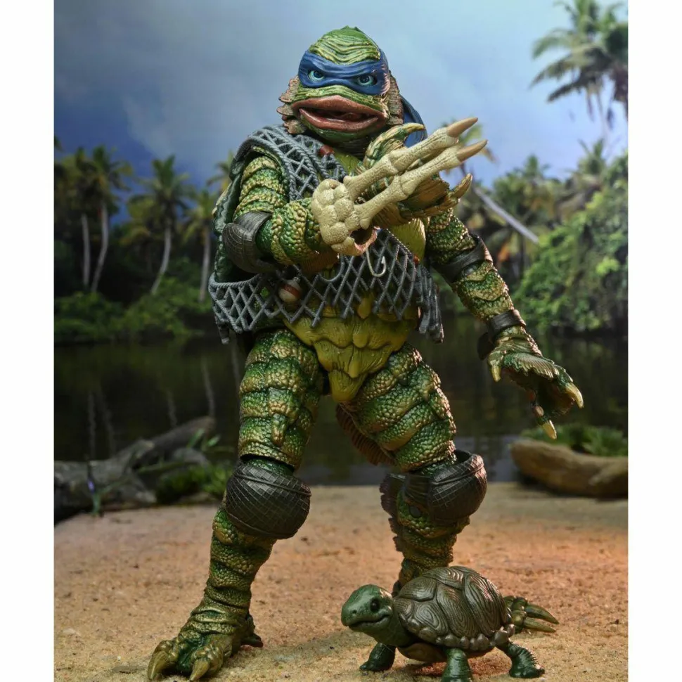 Teenage Mutant Ninja Turtles x Universal Monsters - Leonardo as The Creature from the Black Lagoon Ultimate 7" Scale Action Figure