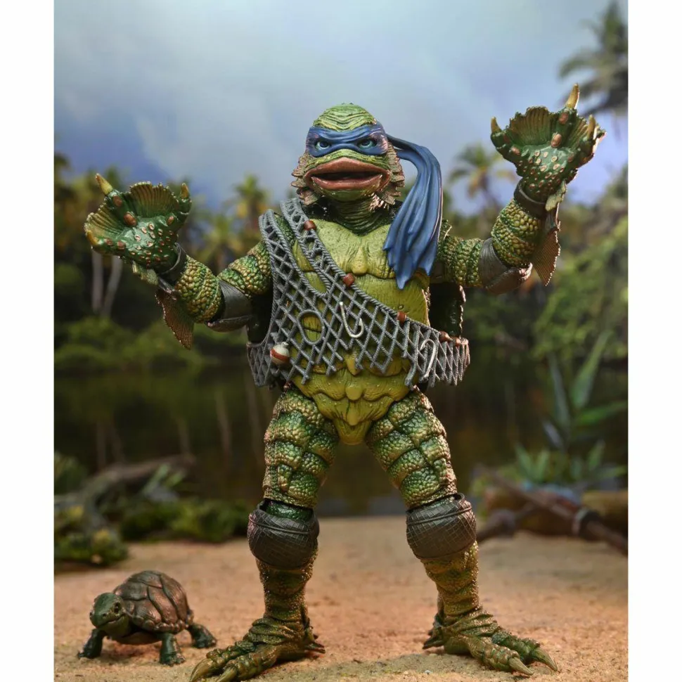 Teenage Mutant Ninja Turtles x Universal Monsters - Leonardo as The Creature from the Black Lagoon Ultimate 7" Scale Action Figure