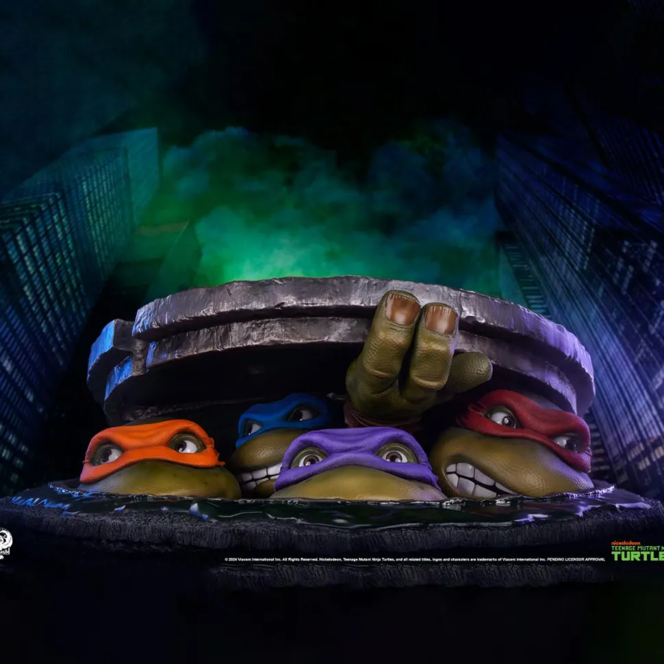 Teenage Mutant Ninja Turtles (1990) - Underground 1:1 Scale Life-Size Diorama Statue