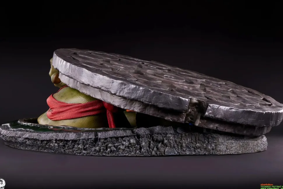 Teenage Mutant Ninja Turtles (1990) - Underground 1:1 Scale Life-Size Diorama Statue