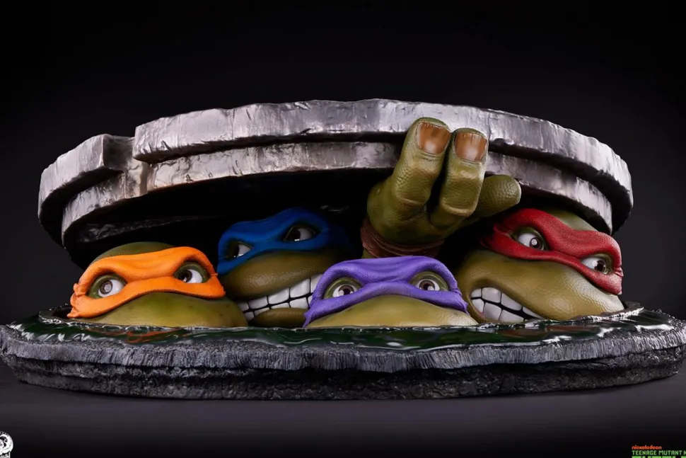 Teenage Mutant Ninja Turtles (1990) - Underground 1:1 Scale Life-Size Diorama Statue