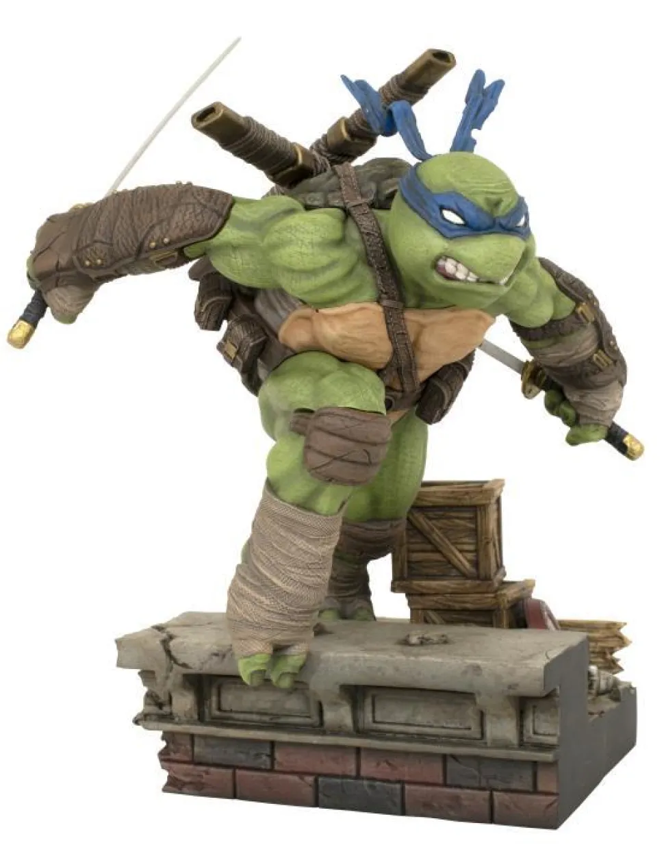 Teenage Mutant Ninja Turtles - Gallery Leonardo 9” Diorama Statue