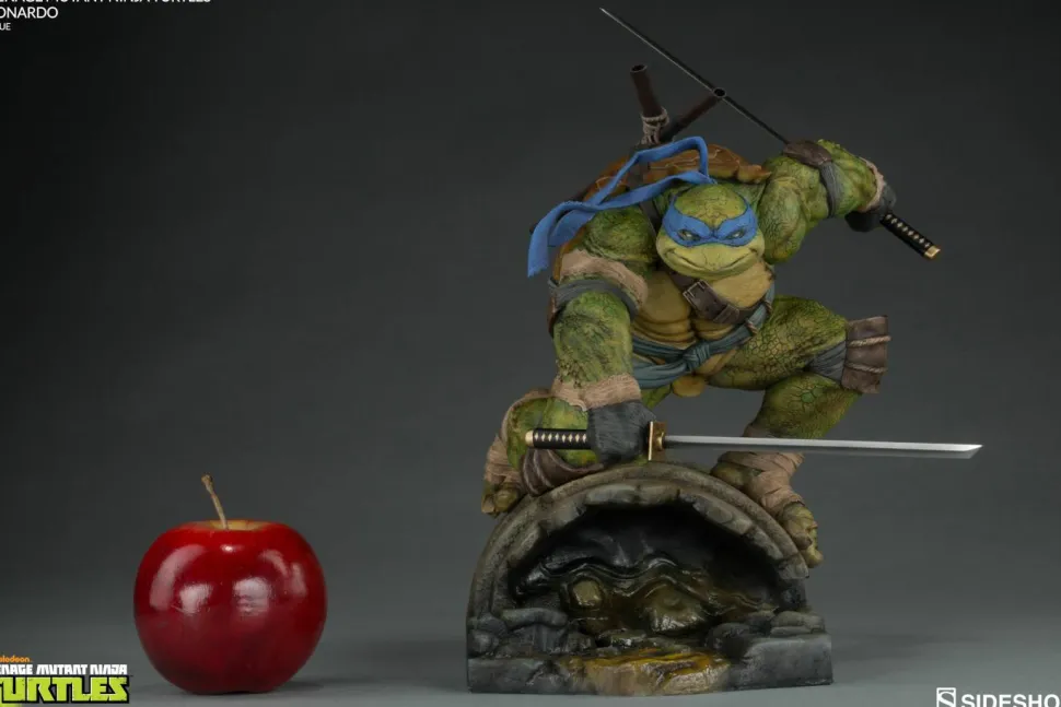 Teenage Mutant Ninja Turtles - Leonardo 15” Statue