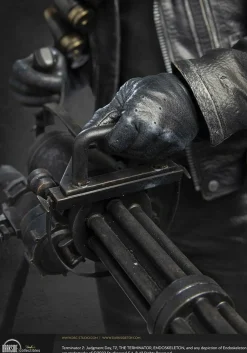 Terminator 2: Judgment Day - T-800 Ultimate Edition 1/3 Scale Statue
