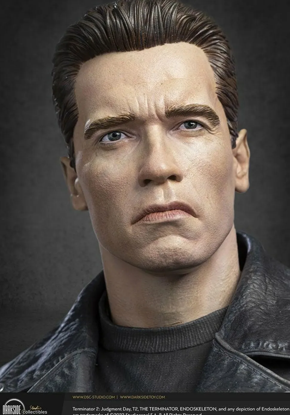 Terminator 2: Judgment Day - T-800 Ultimate Edition 1/3 Scale Statue