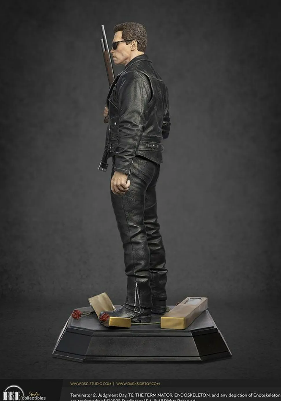 Terminator 2: Judgment Day - T-800 Ultimate Edition 1/3 Scale Statue