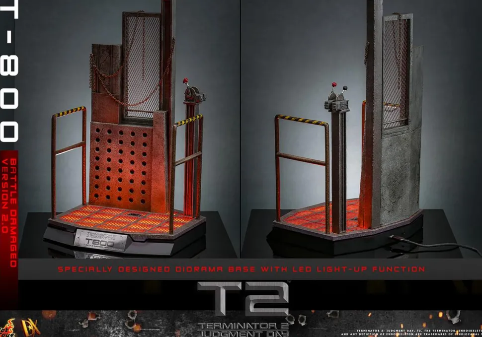 Terminator 2: Judgment Day - T-800 (Battle Damaged Version 2.0) 1/6th Scale Hot Toys Action Figure