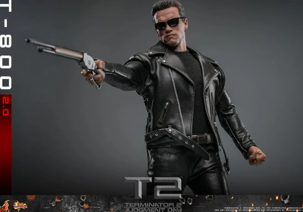 Terminator 2: Judgment Day - T-800 (2.0) 1/6th Scale Hot Toys Action Figure
