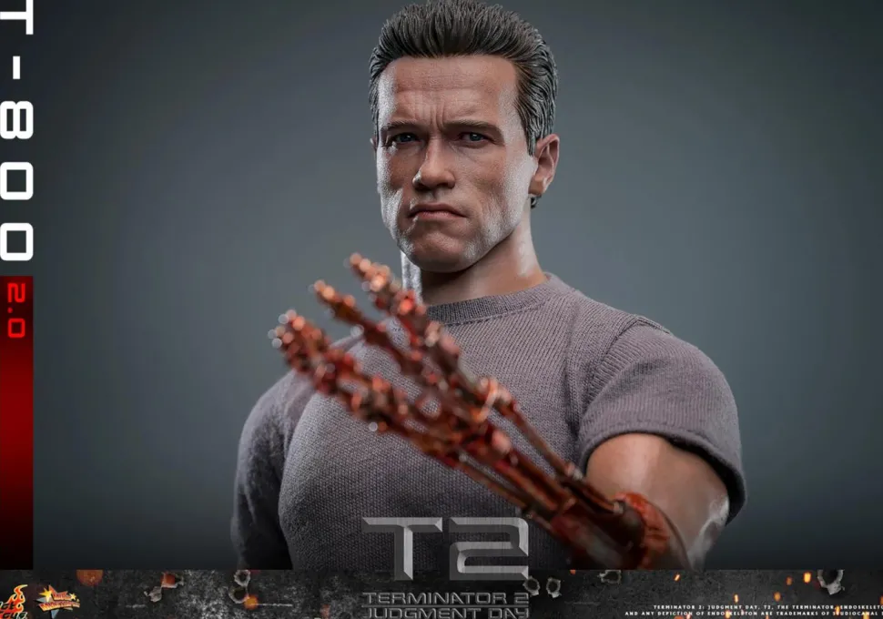 Terminator 2: Judgment Day - T-800 (2.0) 1/6th Scale Hot Toys Action Figure