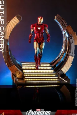 The Avengers - Suit-Up Gantry 1/6th Scale Hot Toys Statue Accessory