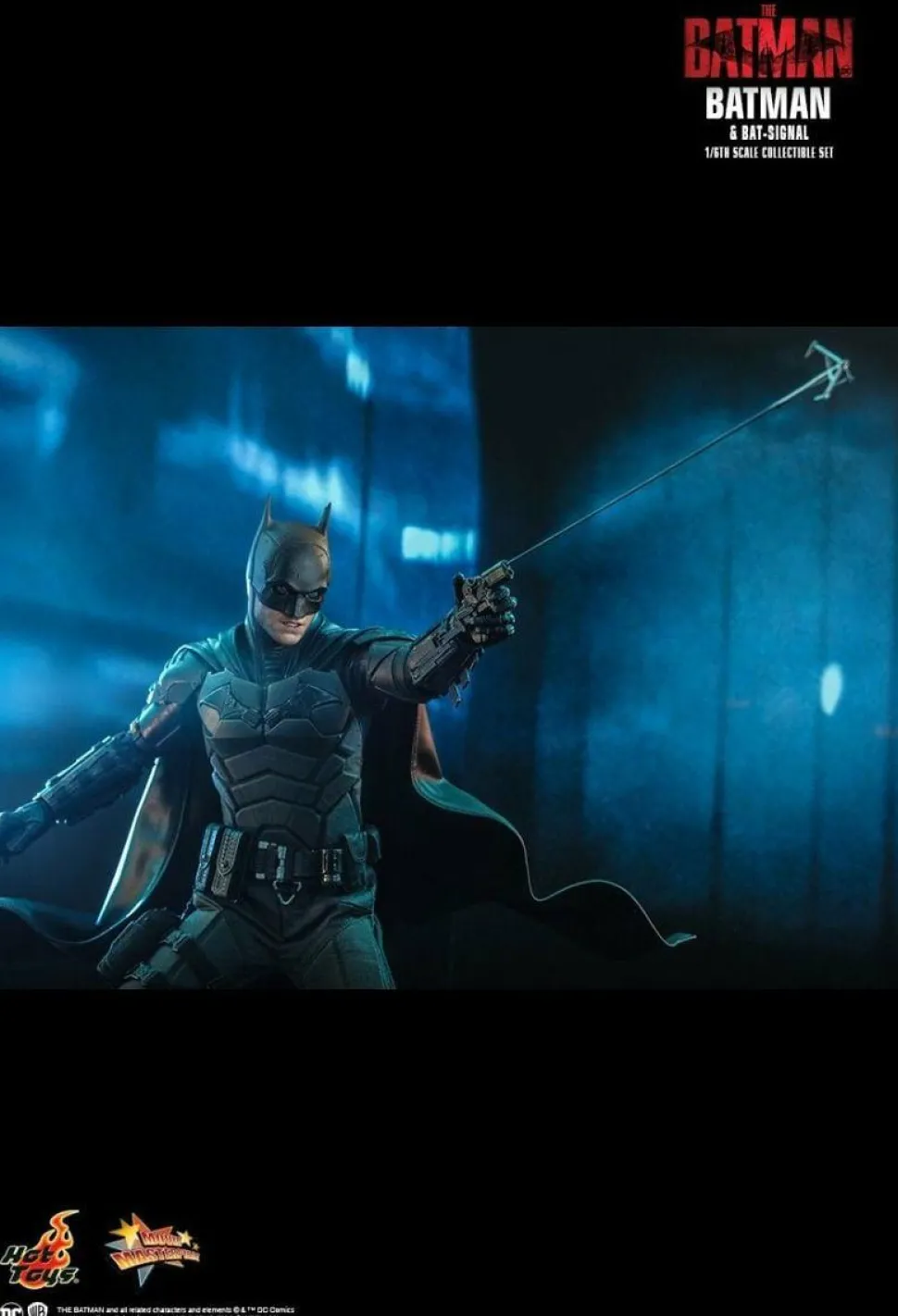 The Batman (2022) - Batman & Bat-Signal 1/6th Scale Hot Toys Action Figure Set