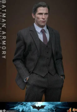 The Dark Knight (2008) - Batman Armory with Bruce Wayne (2.0) 1/6th Scale Hot Toys Action Figure Set