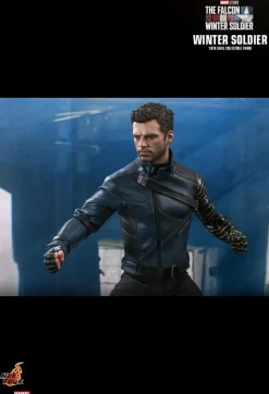 The Falcon and the Winter Soldier - Winter Soldier 1/6th Scale Hot Toys Action Figure