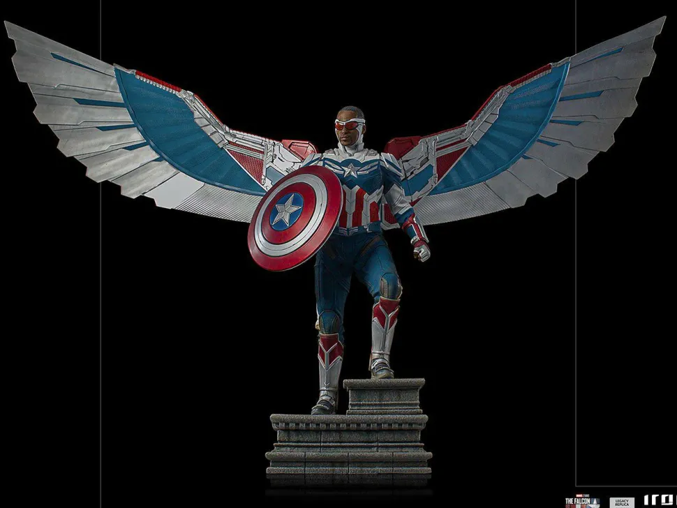 The Falcon and the Winter Soldier - Captain America Sam Wilson Complete Version 1/4 Scale Legacy Statue
