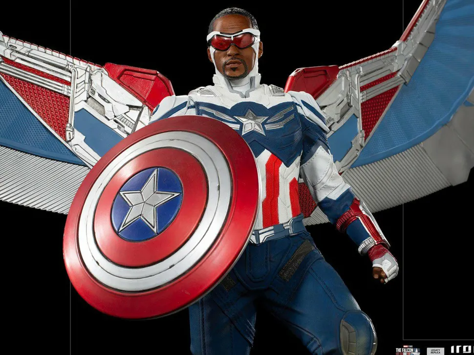 The Falcon and the Winter Soldier - Captain America Sam Wilson Complete Version 1/4 Scale Legacy Statue