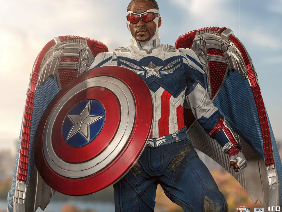 The Falcon and the Winter Soldier - Captain America Sam Wilson Complete Version 1/4 Scale Legacy Statue