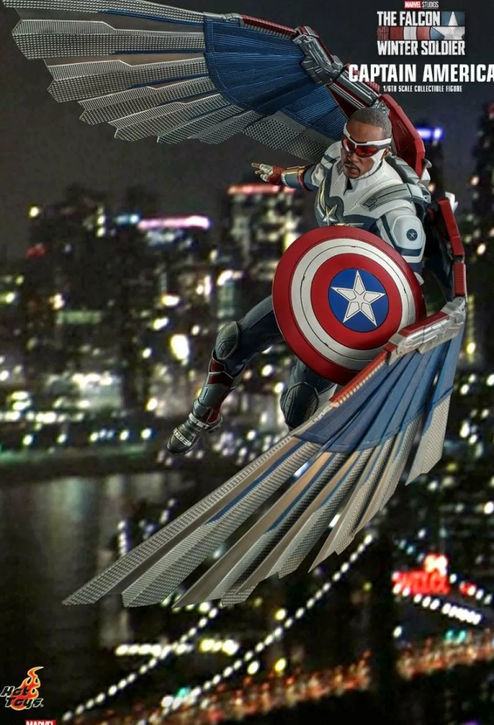 The Falcon and the Winter Soldier - Captain America 1/6th Scale Hot Toys Action Figure