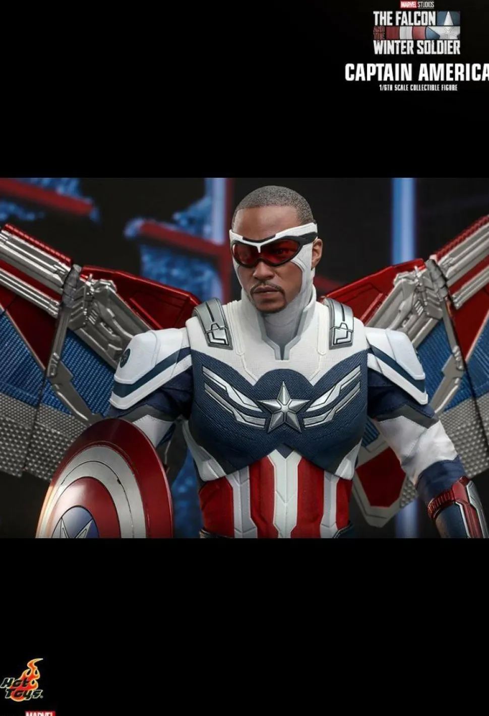 The Falcon and the Winter Soldier - Captain America 1/6th Scale Hot Toys Action Figure