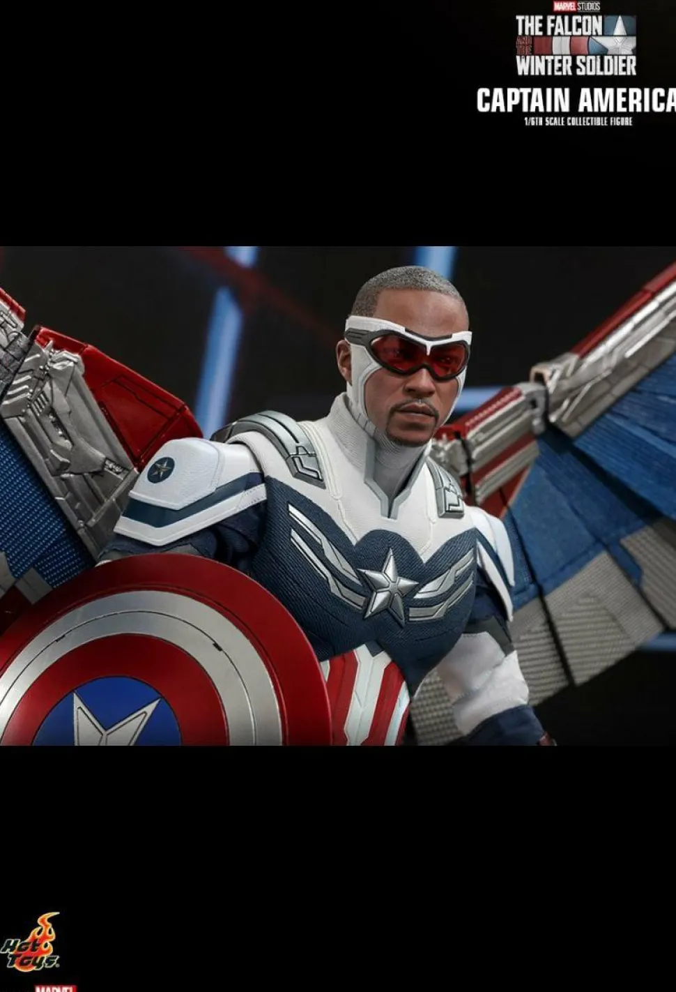 The Falcon and the Winter Soldier - Captain America 1/6th Scale Hot Toys Action Figure
