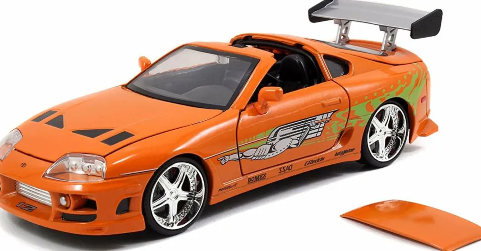 The Fast and the Furious - 1995 Toyota Supra 1/24th Scale Hollywood Rides Die-Cast Vehicle with Brian Figure