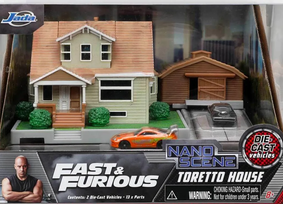 The Fast and the Furious - Toretto House NanoScene 1.5” Scale Die-Cast Vehicle Diorama Playset