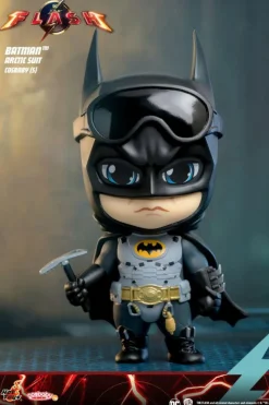 The Flash (2023) - Batman (Arctic Suit) Cosbaby (S) Hot Toys Figure