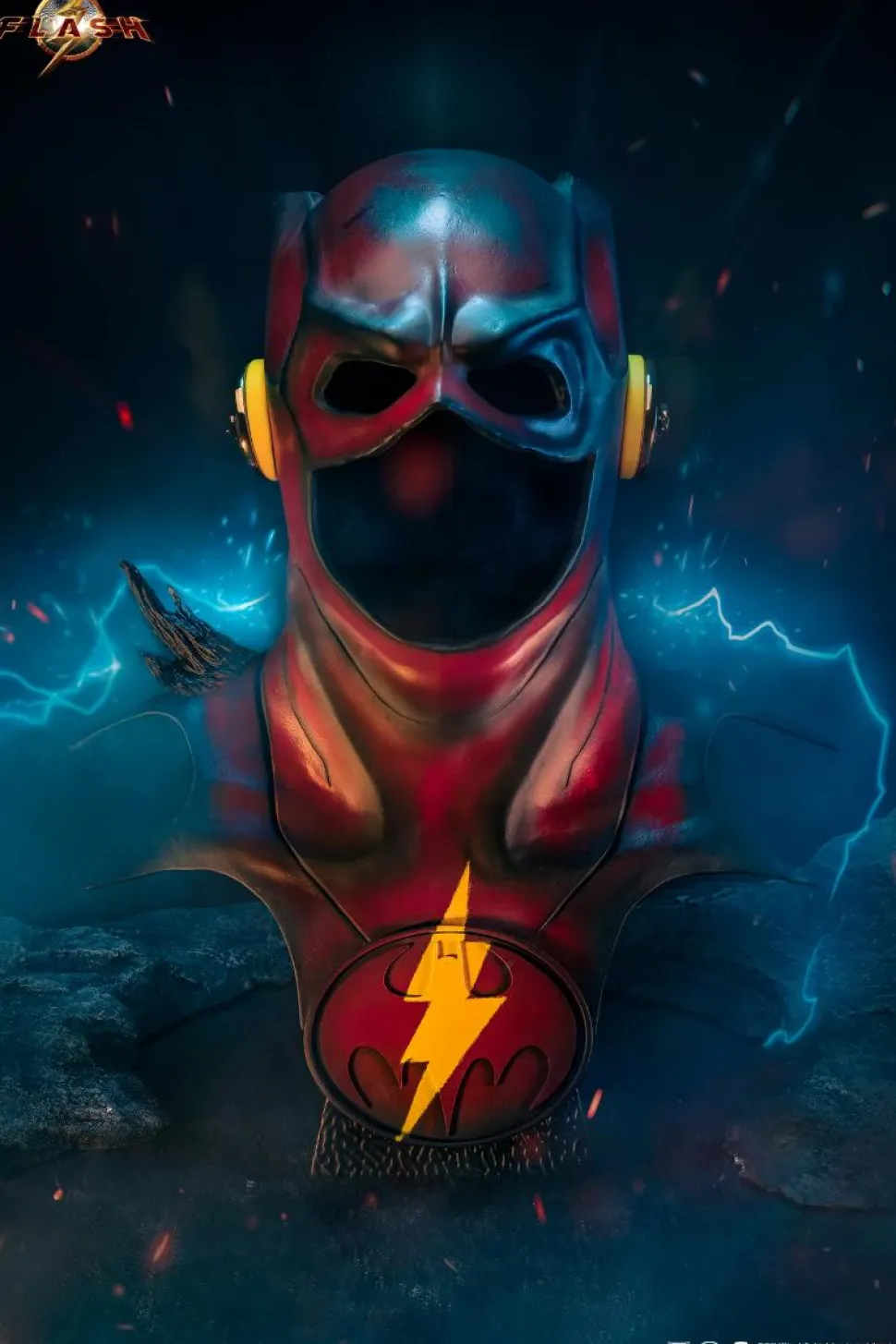 The Flash (2023) - Young Barry Cowl 1:1 Scale Life-Size Replica (Exclusive Edition)