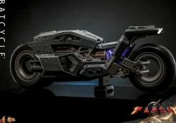 The Flash - Batcycle 1/6th Scale Hot Toys Action Figure Vehicle Accessory