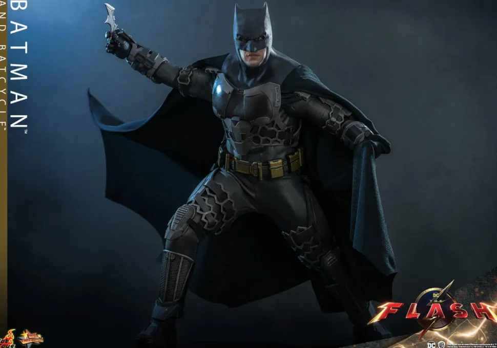 The Flash - Batman & Batcycle 1/6th Scale Hot Toys Action Figure (Set of 2)
