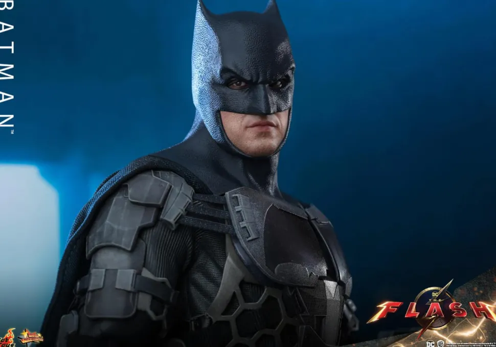 The Flash - Batman 1/6th Scale Hot Toys Action Figure