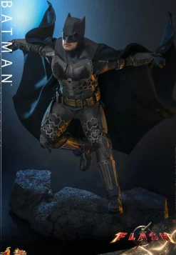 The Flash - Batman 1/6th Scale Hot Toys Action Figure