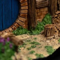 The Hobbit - 33 Lakeside Hobbit Hole 3