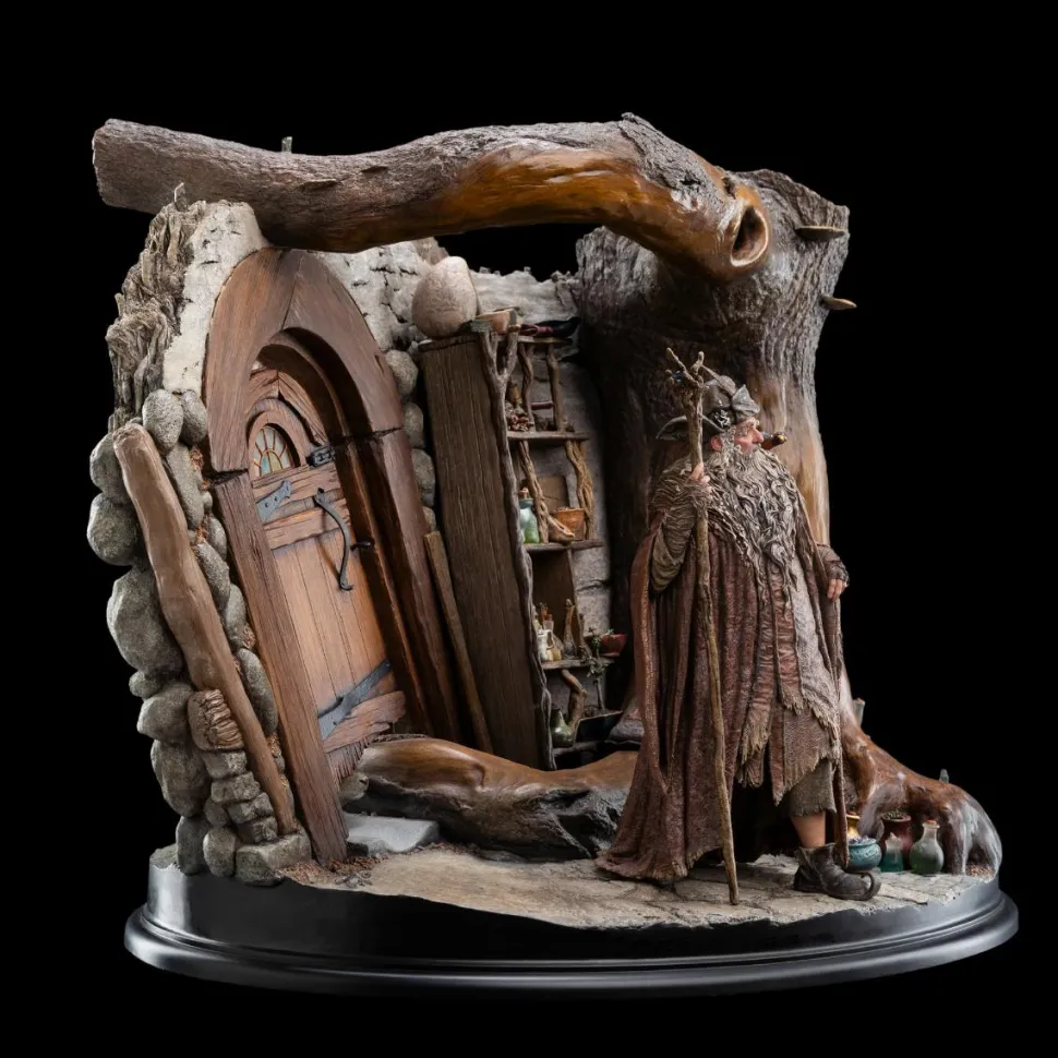 The Hobbit - Radagast in Rhosgobel 1/6th Scale Diorama Statue