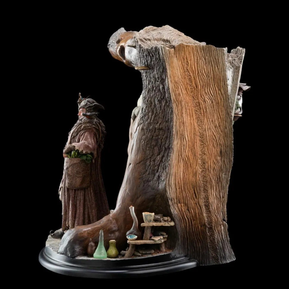 The Hobbit - Radagast in Rhosgobel 1/6th Scale Diorama Statue