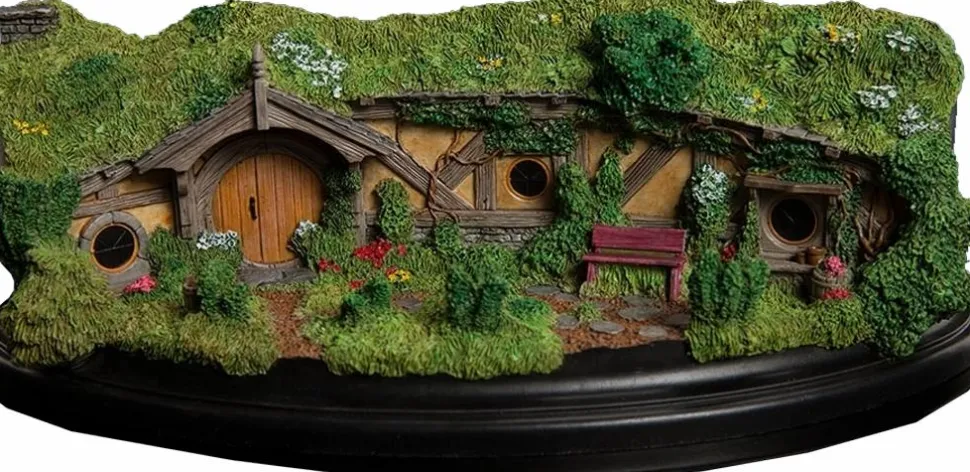 The Hobbit - The Great Garden Smial Hobbit Hole 3" Diorama Statue