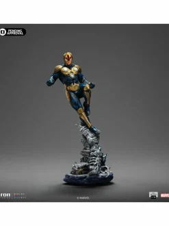 The Infinity Gauntlet - Nova 1/10th Scale Statue