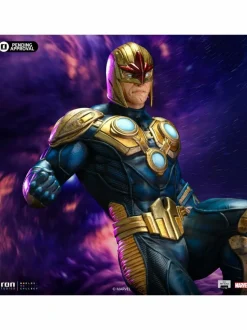 The Infinity Gauntlet - Nova 1/10th Scale Statue