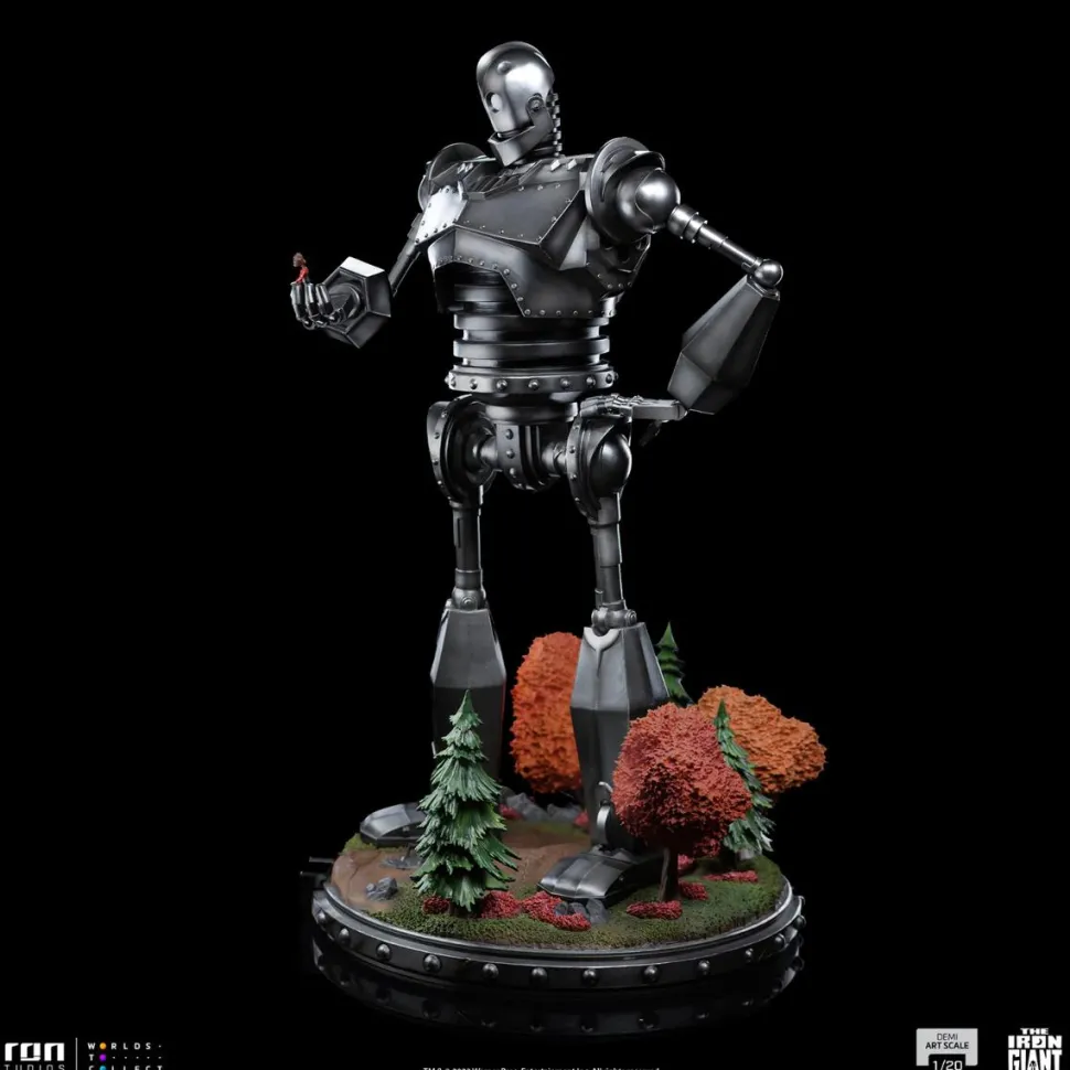 The Iron Giant - Iron Giant & Hogarth Hughes 1/20th Scale Statue