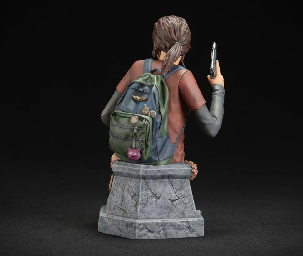 The Last of Us - Ellie with Handgun 7" Bust