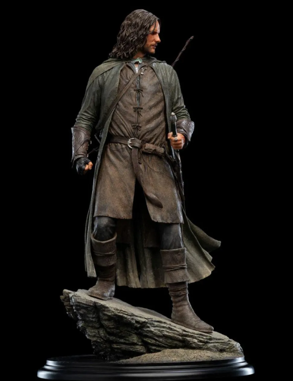 The Lord of the Rings - Aragorn, Hunter of the Plains Classic Series 1/6th Scale Statue