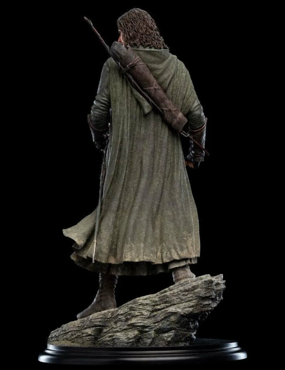The Lord of the Rings - Aragorn, Hunter of the Plains Classic Series 1/6th Scale Statue