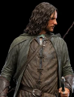 The Lord of the Rings - Aragorn, Hunter of the Plains Classic Series 1/6th Scale Statue